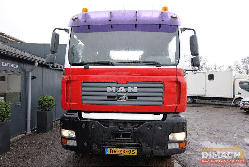 MAN H39 8x4*2 blad blad geveerd - NL auto - VDL haakarm 30 tons - Euro 3 - aanhangerkoppeling - airco - Krokbil: bilde 4 MAN H39 8x4*2 blad blad geveerd - NL auto - VDL haakarm 30 tons - Euro 3 - aanhangerkoppeling - airco - Krokbil: bilde 4
