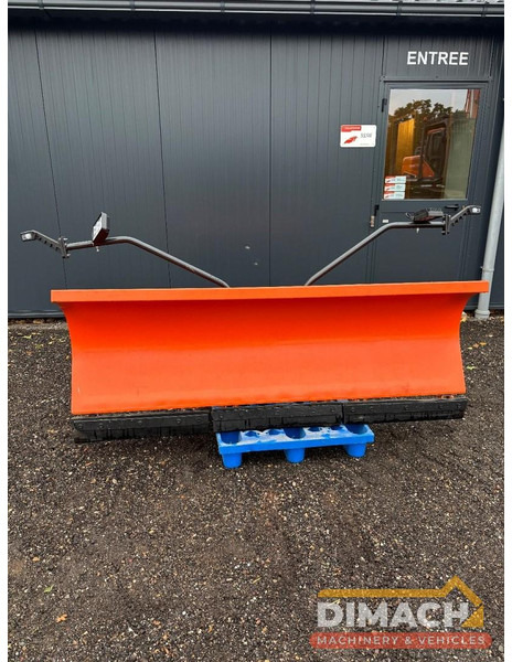 Pronar Snowblade 205 cm Sneeuwschuiver hydraulische draaibaar, met Bobcat opname 205 cm breed - Utstyr: bilde 1 Pronar Snowblade 205 cm Sneeuwschuiver hydraulische draaibaar, met Bobcat opname 205 cm breed - Utstyr: bilde 1