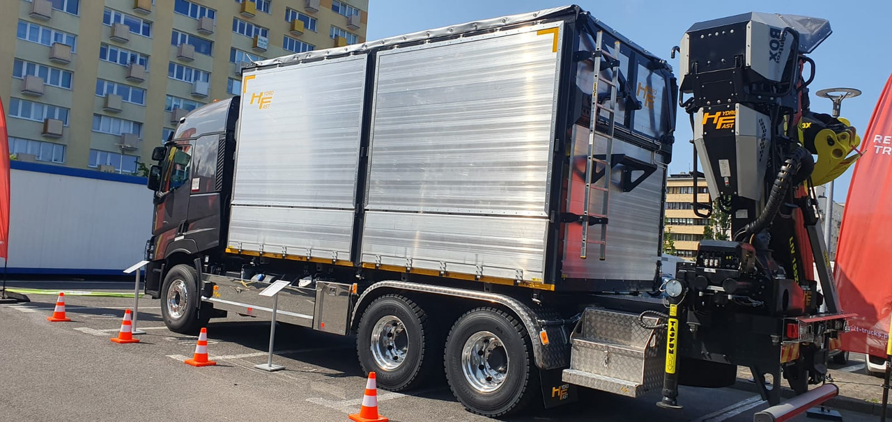 RENAULT C6x4 biomass transport tipper super structure body in stock / C6x4 Kippaufbau für Biomassetransport/ Benne basculante C6x4 pour le transport de biomasse / Carrocería basculante C6x4 para transporte - Tømmerbil: bilde 4 RENAULT C6x4 biomass transport tipper super structure body in stock / C6x4 Kippaufbau für Biomassetransport/ Benne basculante C6x4 pour le transport de biomasse / Carrocería basculante C6x4 para transporte - Tømmerbil: bilde 4