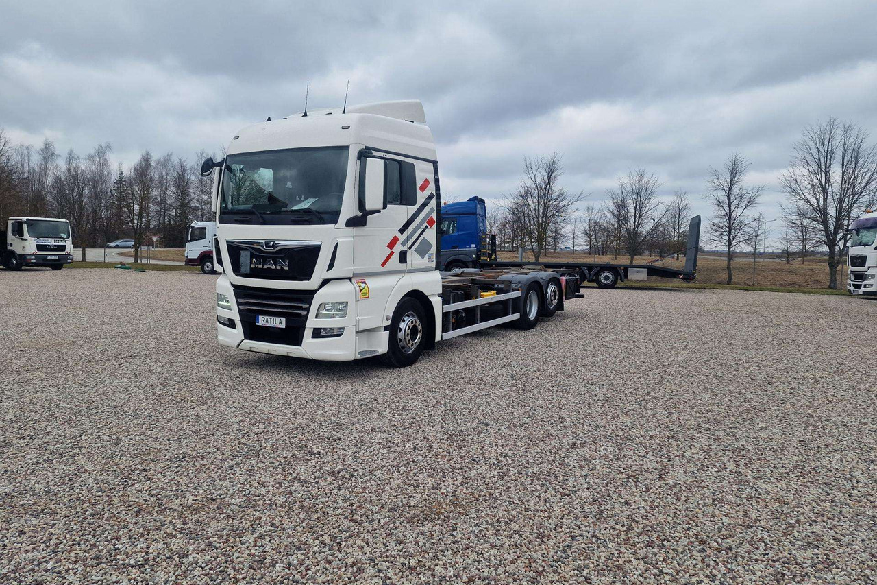 MAN TGX 26.420 - Container-transport/ Vekselflak lastebil: bilde 2 MAN TGX 26.420 - Container-transport/ Vekselflak lastebil: bilde 2