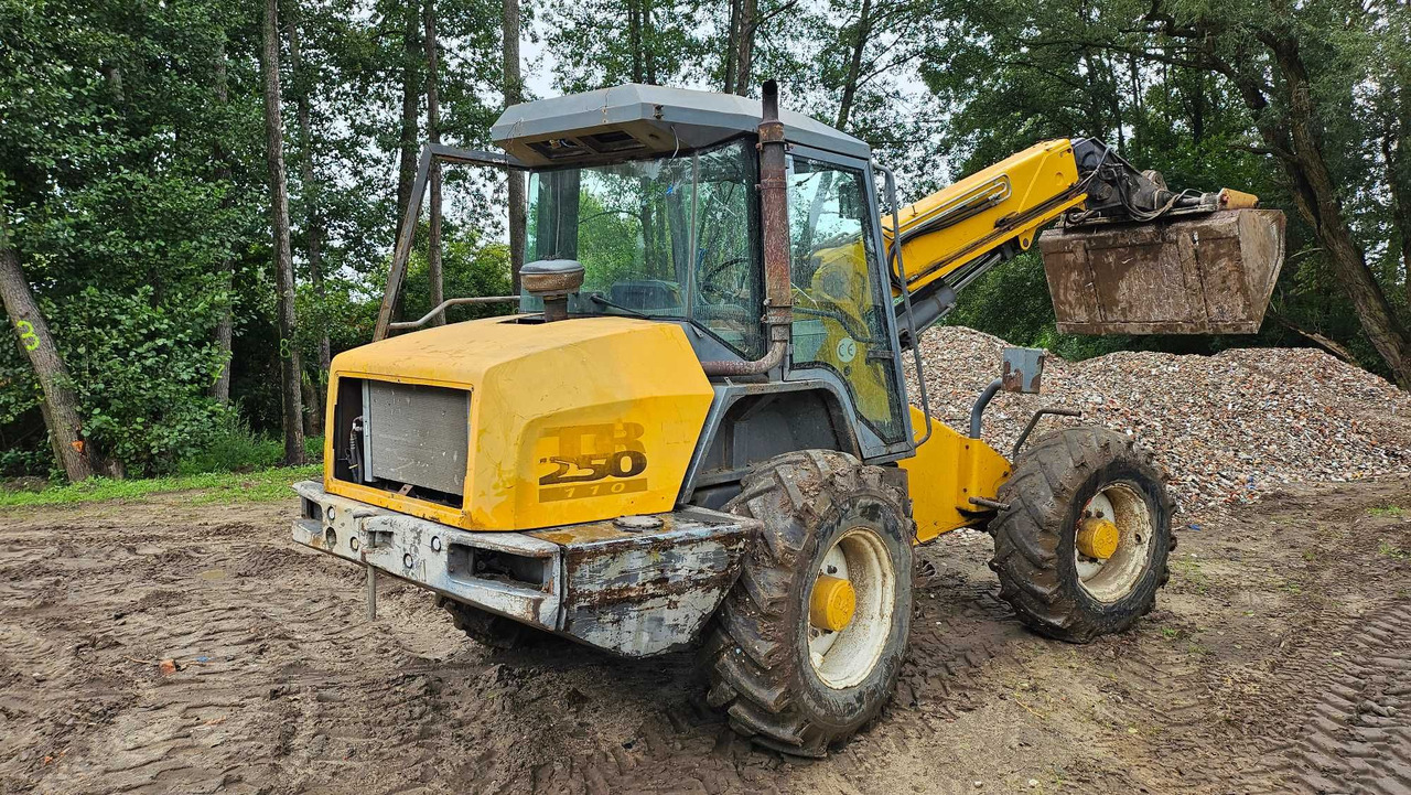 Ładowarka teleskopowa MATBRO TR250-110 John Deere - Teleskoplastere: bilde 2 Ładowarka teleskopowa MATBRO TR250-110 John Deere - Teleskoplastere: bilde 2