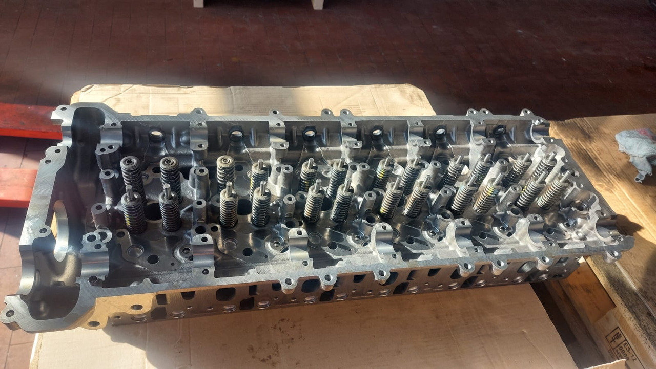 CLAAS Regeneracja naprawa om 470 471 472 473 mp4 euro6 - Motor for Landbruksteknikk: bilde 4 CLAAS Regeneracja naprawa om 470 471 472 473 mp4 euro6 - Motor for Landbruksteknikk: bilde 4