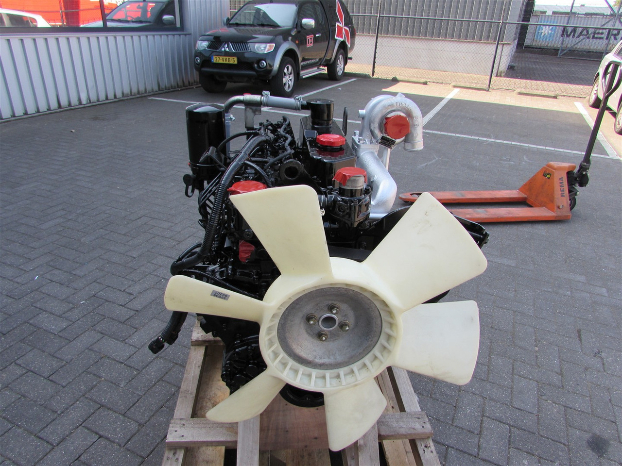 Mitsubishi RECON D04FR -KDP2TAAC / D04FR 74Kw @ 2000 rpm - Motor for Gravemaskin: bilde 5 Mitsubishi RECON D04FR -KDP2TAAC / D04FR 74Kw @ 2000 rpm - Motor for Gravemaskin: bilde 5