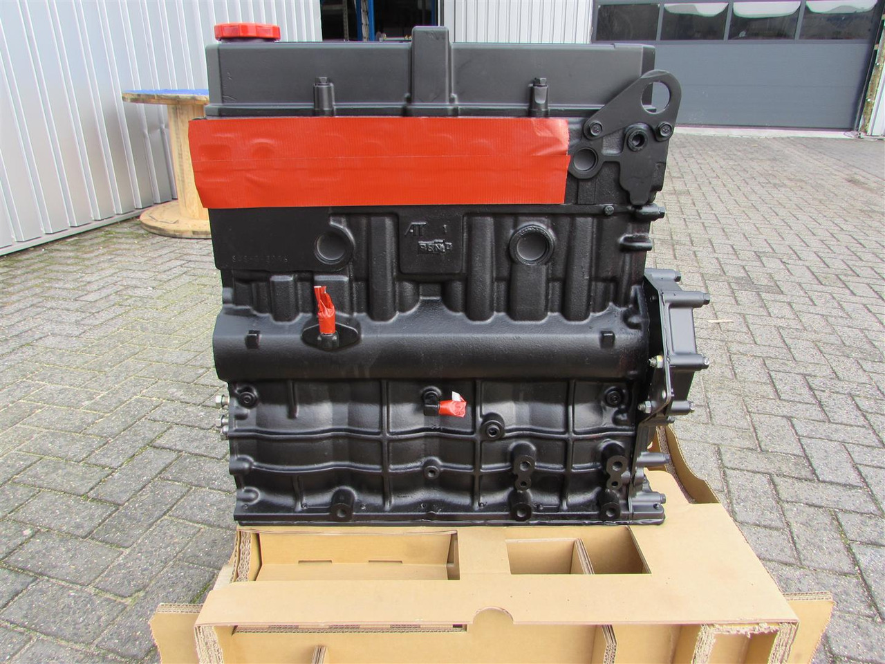 Mitsubishi RECON S4S-DT long block - Motor for Laster: bilde 2 Mitsubishi RECON S4S-DT long block - Motor for Laster: bilde 2