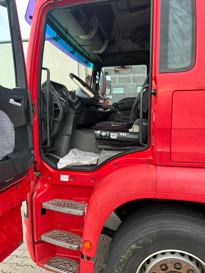 MAN TGA 18.310 - Kapellbil: bilde 4 MAN TGA 18.310 - Kapellbil: bilde 4