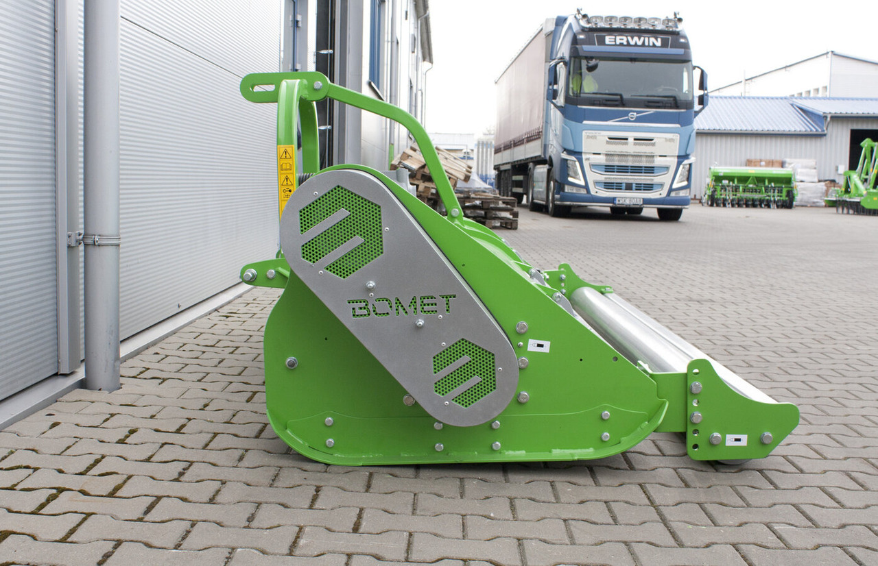 BOMET Schlegelmäher / Flail mower / Faucheuse à fléaux / Kosiarka bijakowa 2,8 m - Beitepusser: bilde 4 BOMET Schlegelmäher / Flail mower / Faucheuse à fléaux / Kosiarka bijakowa 2,8 m - Beitepusser: bilde 4