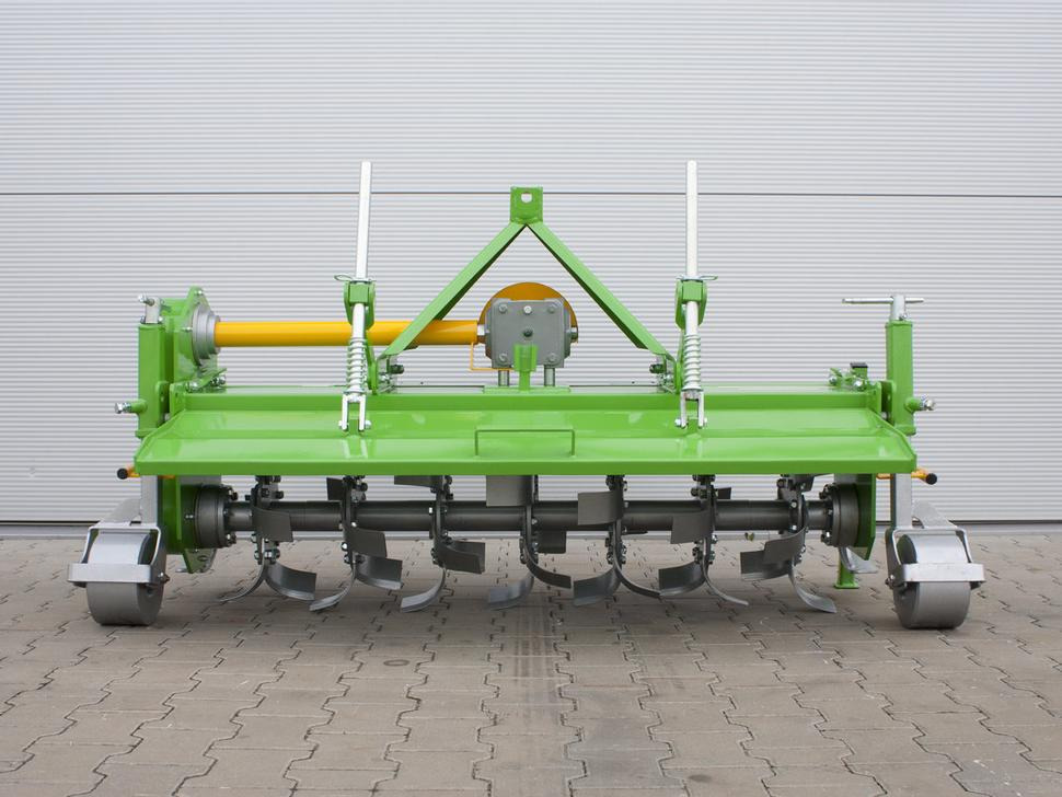 Bomet Bodenfräsen / Rotary tiller / Rotavator / Vangatrice / Rastrillo / Культиватор / Glebogryzarka 2 m - Jordfreser: bilde 5 Bomet Bodenfräsen / Rotary tiller / Rotavator / Vangatrice / Rastrillo / Культиватор / Glebogryzarka 2 m - Jordfreser: bilde 5