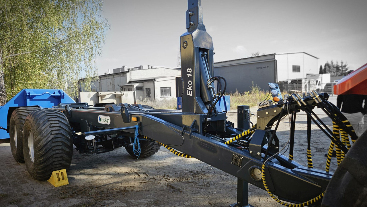 EkoAgri Hakenliftanhänger / Hooklift trailer / Remorque porte caisson / Remolque con gancho / Rimorchio a gancio /Przyczepa hakowa 18 t - Landbrukstilhenger: bilde 3 EkoAgri Hakenliftanhänger / Hooklift trailer / Remorque porte caisson / Remolque con gancho / Rimorchio a gancio /Przyczepa hakowa 18 t - Landbrukstilhenger: bilde 3