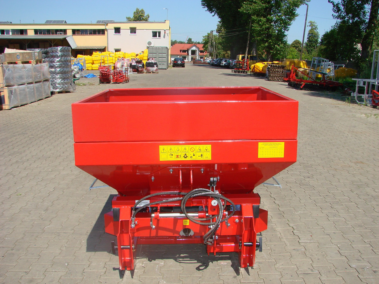 JAR-MET Düngerstreuer / Fertilizer spreader / Epandeur d'engrais / Rozsiewacz nawozu 800 kg - Gjødselspreder: bilde 1 JAR-MET Düngerstreuer / Fertilizer spreader / Epandeur d'engrais / Rozsiewacz nawozu 800 kg - Gjødselspreder: bilde 1