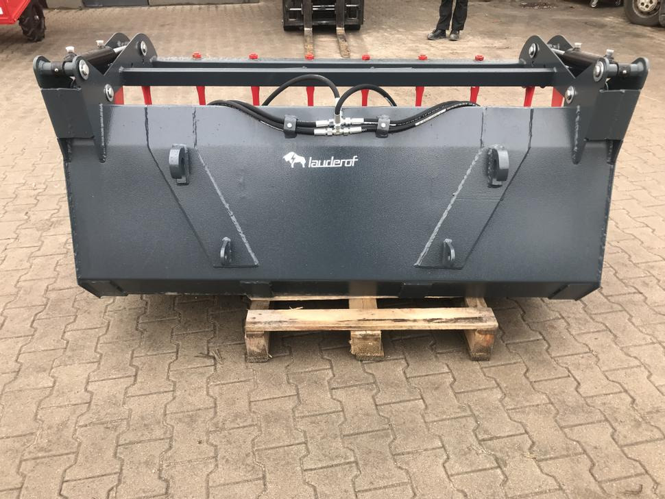 Lauderof Krokodilschaufel / Manure grab / Grappin à fumier / Benna coccodrillo / Ковш-захват / Łyżko-krokodyl 1,8 m - Klemme for Traktor: bilde 4 Lauderof Krokodilschaufel / Manure grab / Grappin à fumier / Benna coccodrillo / Ковш-захват / Łyżko-krokodyl 1,8 m - Klemme for Traktor: bilde 4