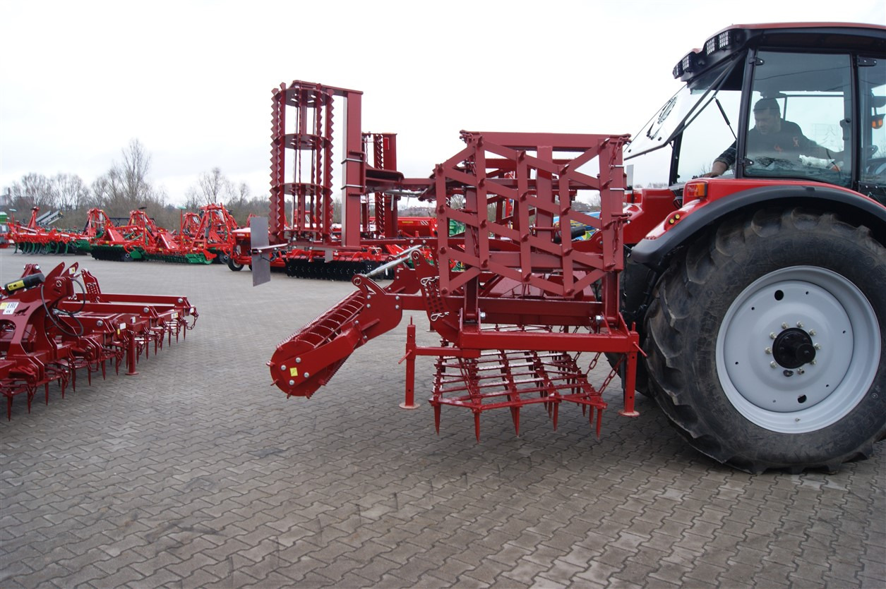 Lupus 5-Felder schwere Zinkenegge / Tine harrow / Herse à dents / Grada de púas de 5 campos / Erpice / 5-польная зубовая борона / Brona zębowa 5 m - Harv: bilde 2 Lupus 5-Felder schwere Zinkenegge / Tine harrow / Herse à dents / Grada de púas de 5 campos / Erpice / 5-польная зубовая борона / Brona zębowa 5 m - Harv: bilde 2