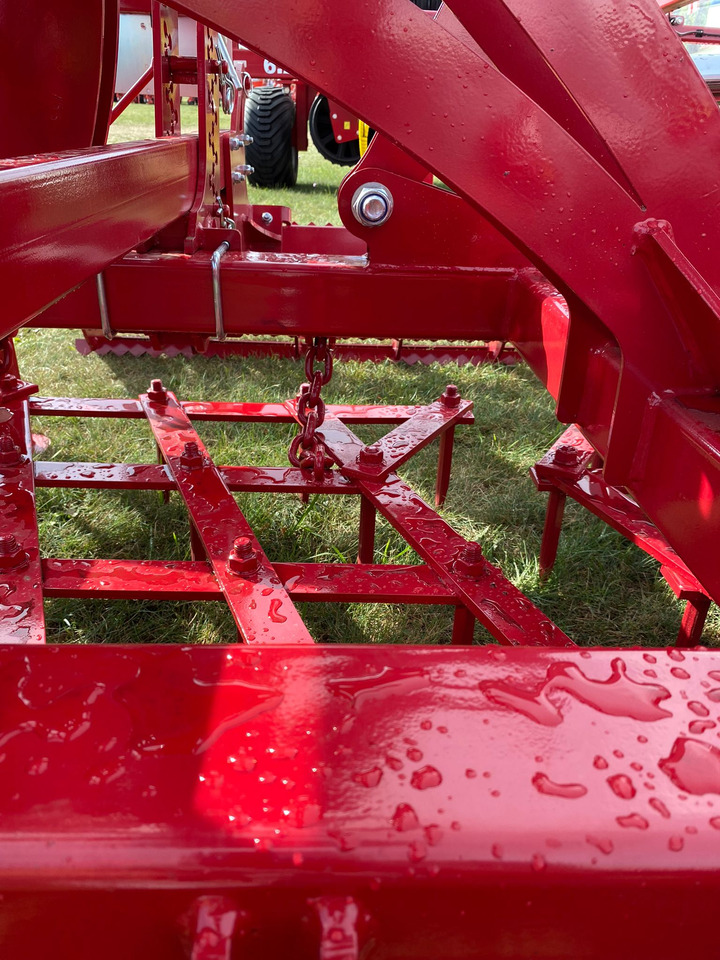 Lupus 7-Felder schwere Zinkenegge / Tine harrow / Herse à dents / Grada de púas de 5 campos / Erpice / 7-польная зубовая борона / Brona zębowa 7 m - Harv: bilde 4 Lupus 7-Felder schwere Zinkenegge / Tine harrow / Herse à dents / Grada de púas de 5 campos / Erpice / 7-польная зубовая борона / Brona zębowa 7 m - Harv: bilde 4