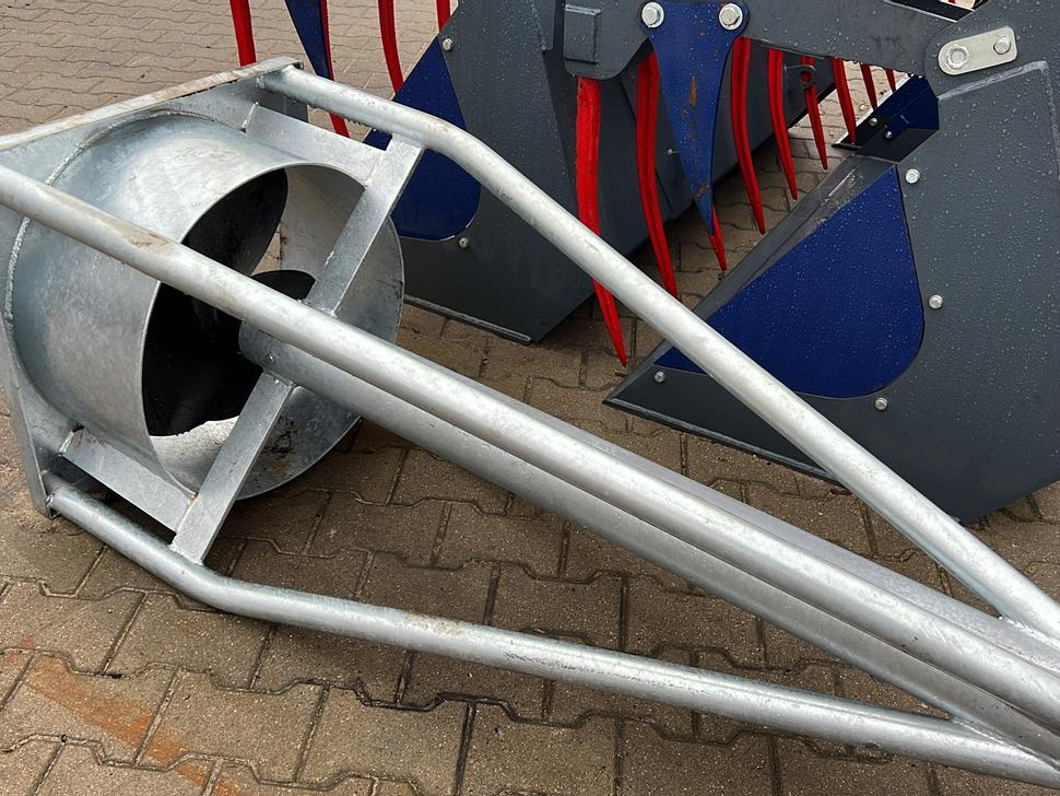 METAL-TECHNIK Güllemixer / Slurry agitator / Agitateur de lisier / Miscelatore / Смеситель жидкого удобрения / Mieszadło do gnojowicy 5,4 m - Gjødselutstyr: bilde 1 METAL-TECHNIK Güllemixer / Slurry agitator / Agitateur de lisier / Miscelatore / Смеситель жидкого удобрения / Mieszadło do gnojowicy 5,4 m - Gjødselutstyr: bilde 1