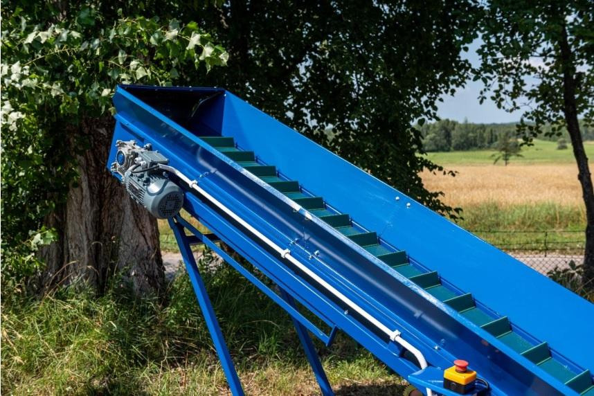 ROLMET Förderband / Belt conveyor / Convoyeur à tapis / Przenośnik taśmowy / Trasportatore a nastro / Конвейер ленточный / Przenośnik taśmowy PT - 1/3R - Transportbånd: bilde 5 ROLMET Förderband / Belt conveyor / Convoyeur à tapis / Przenośnik taśmowy / Trasportatore a nastro / Конвейер ленточный / Przenośnik taśmowy PT - 1/3R - Transportbånd: bilde 5