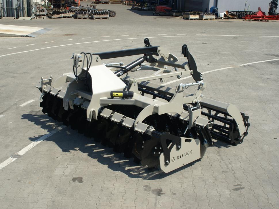 Rolex Scheibenegge / Disc harrow with hydropack / Déchaumeur à disques avec support semoir / Erpice a dischi / Cultivador de discos con hydropack / Дисковая борона с гидропаком 3 m - Skålharv: bilde 2 Rolex Scheibenegge / Disc harrow with hydropack / Déchaumeur à disques avec support semoir / Erpice a dischi / Cultivador de discos con hydropack / Дисковая борона с гидропаком 3 m - Skålharv: bilde 2