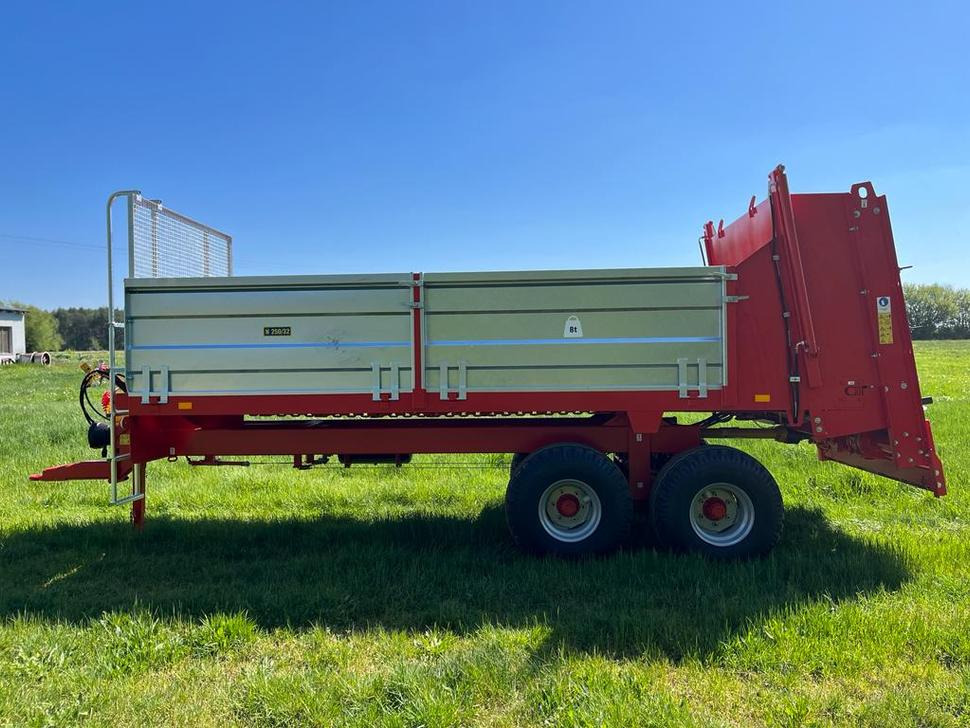 Roltrans Miststreuer / Manure spreader / Épandeur à fumier / Spandiletame / Разбрасыватель органических удобрений / Rozrzutnik obornika N250/32 JAMNIK 8 t - Husdyrgjødselspreder: bilde 2 Roltrans Miststreuer / Manure spreader / Épandeur à fumier / Spandiletame / Разбрасыватель органических удобрений / Rozrzutnik obornika N250/32 JAMNIK 8 t - Husdyrgjødselspreder: bilde 2