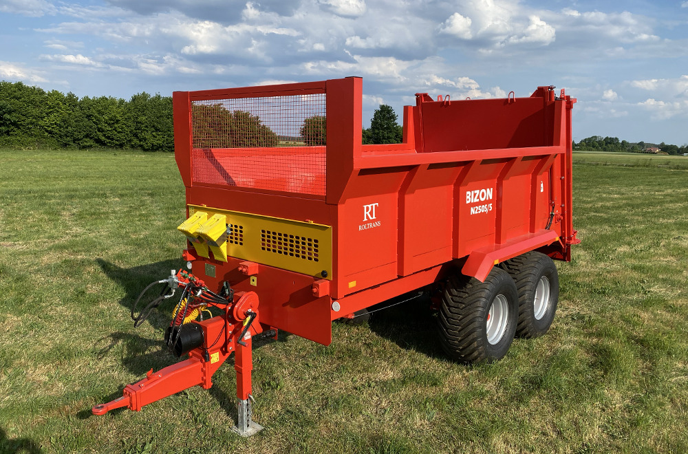 Roltrans Miststreuer / Manure spreader / Epandeur à fumier / Spandiletame / Разбрасыватель органических удобрений / Rozrzutnik obornika N250S/5 10 t - Husdyrgjødselspreder: bilde 1 Roltrans Miststreuer / Manure spreader / Epandeur à fumier / Spandiletame / Разбрасыватель органических удобрений / Rozrzutnik obornika N250S/5 10 t - Husdyrgjødselspreder: bilde 1