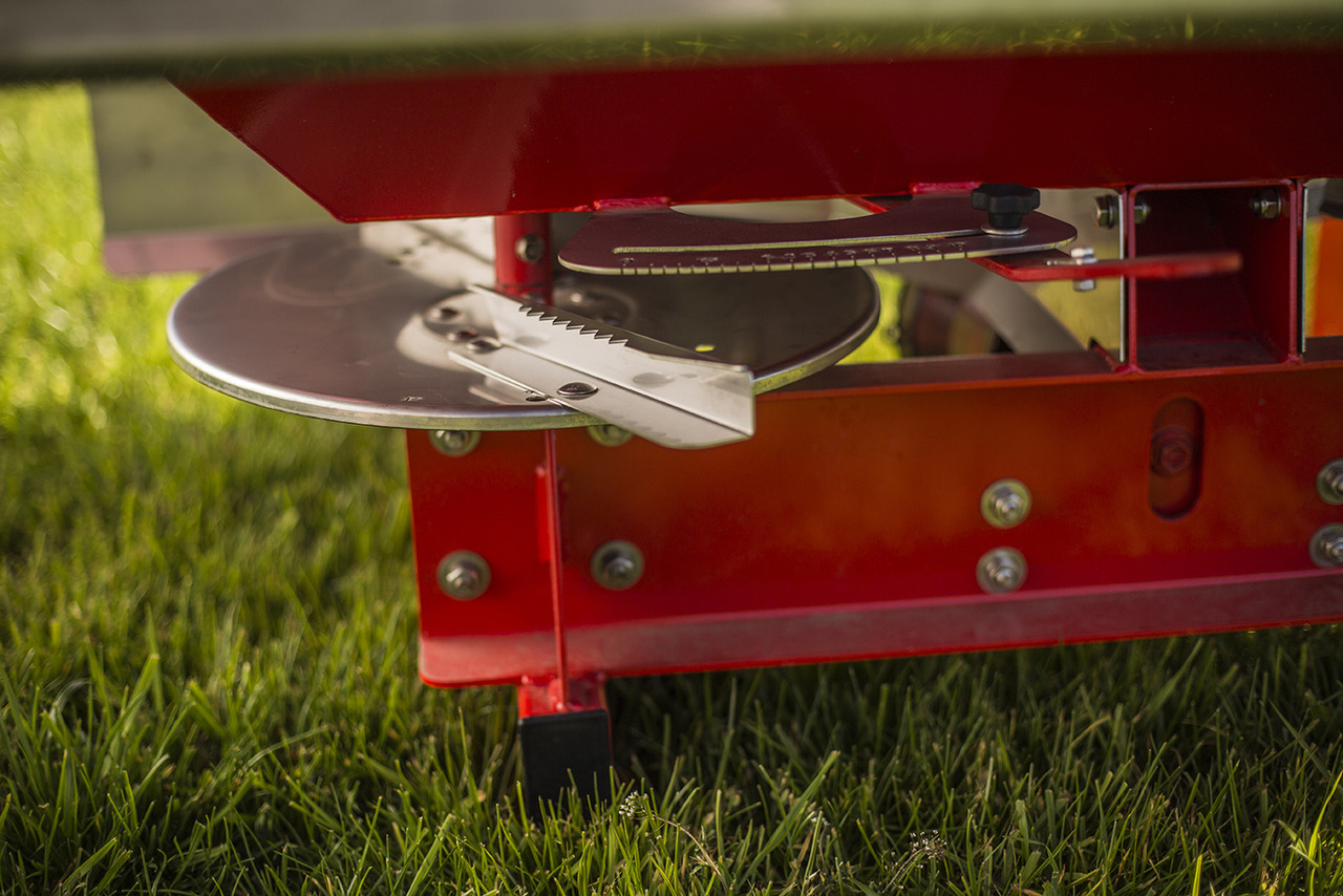 WOPROL Düngerstreuer / Fertilizer spreader / Epandeur d'engrais / Rozsiewacz nawozów 600 kg - Gjødselspreder: bilde 2 WOPROL Düngerstreuer / Fertilizer spreader / Epandeur d'engrais / Rozsiewacz nawozów 600 kg - Gjødselspreder: bilde 2