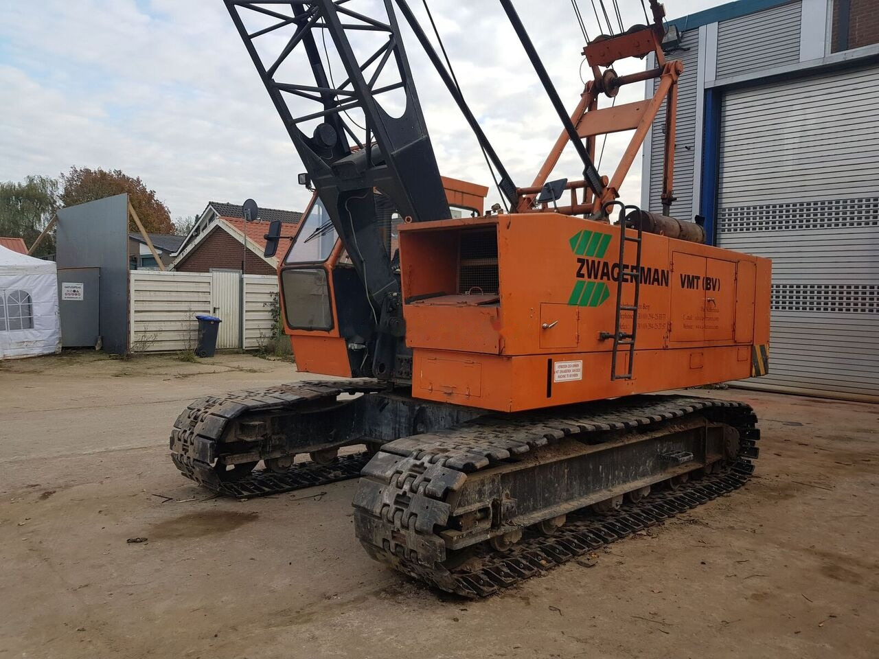 Hitachi KH 100 - Beltegående kran: bilde 1 Hitachi KH 100 - Beltegående kran: bilde 1