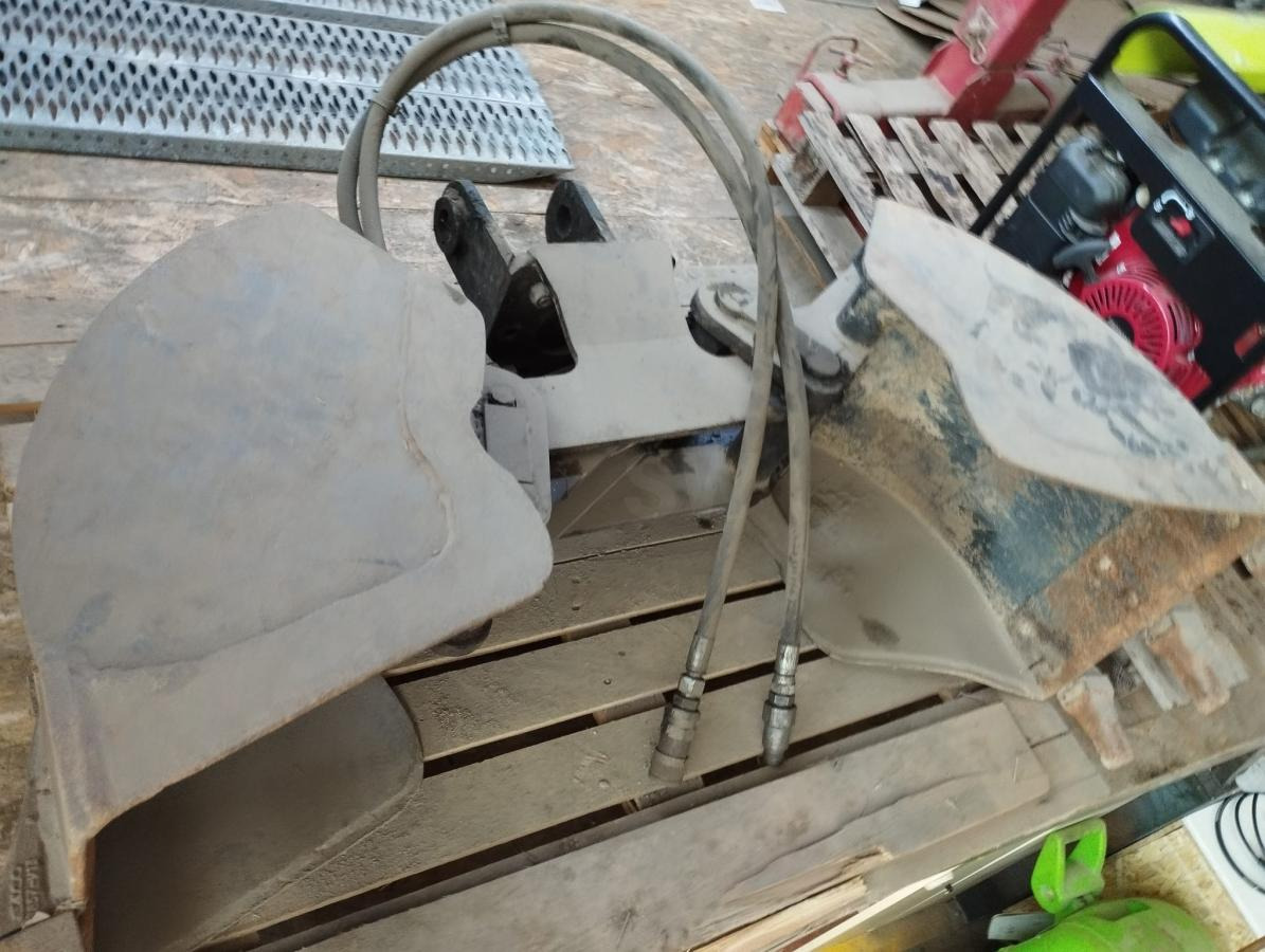 Benne preneuse PRIX NET DE TVA Benne preneuse - Gripeskuff: bilde 1 Benne preneuse PRIX NET DE TVA Benne preneuse - Gripeskuff: bilde 1