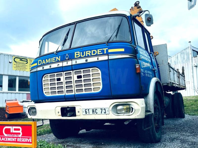 Berliet GR10 Camion grue PTAC15T - Tippbil: bilde 2 Berliet GR10 Camion grue PTAC15T - Tippbil: bilde 2