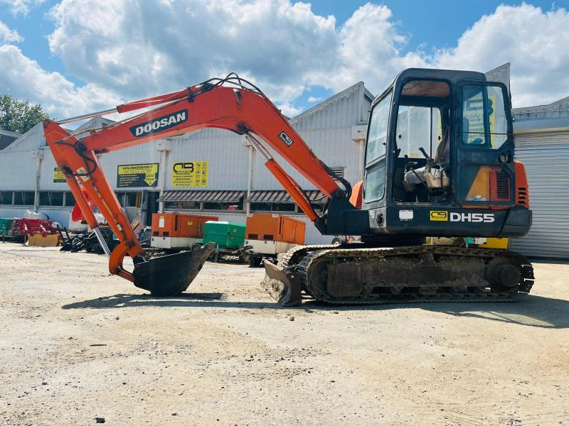 DOOSAN DH55 MINI PELLE 5T - Minigraver: bilde 2 DOOSAN DH55 MINI PELLE 5T - Minigraver: bilde 2