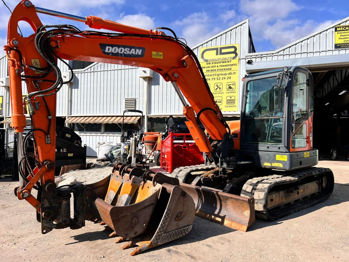 Doosan DX85R-3 PELLE A CHENILLES 8,5T PELLE A CHENILLES 8,5T - Beltegraver: bilde 1 Doosan DX85R-3 PELLE A CHENILLES 8,5T PELLE A CHENILLES 8,5T - Beltegraver: bilde 1