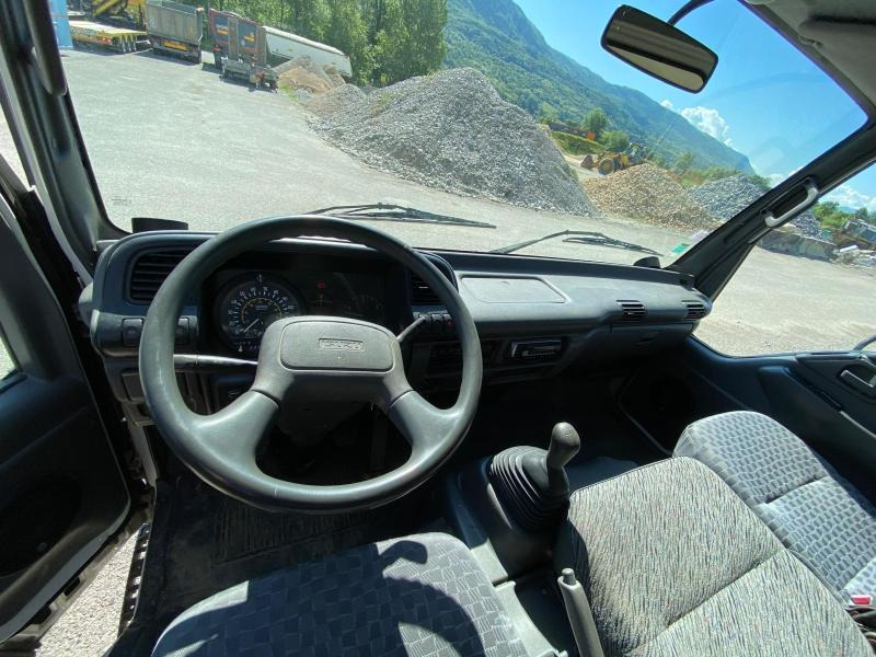Skapbil ISUZU Camion SÉRIE N AVEC 2 STRUCTURES CHAPITEAUX: bilde 16