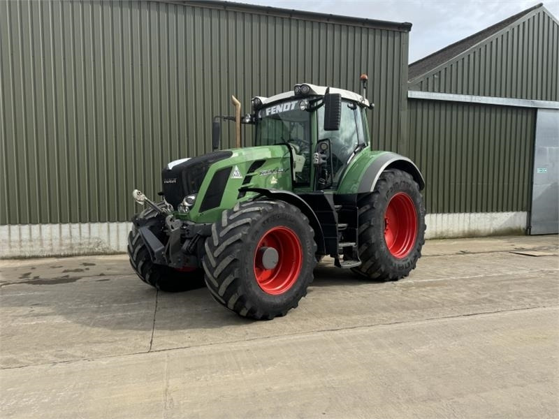 Fendt Fendt 828 ECR Vario Profi Plus **Video Below** - Traktor: bilde 1 Fendt Fendt 828 ECR Vario Profi Plus **Video Below** - Traktor: bilde 1