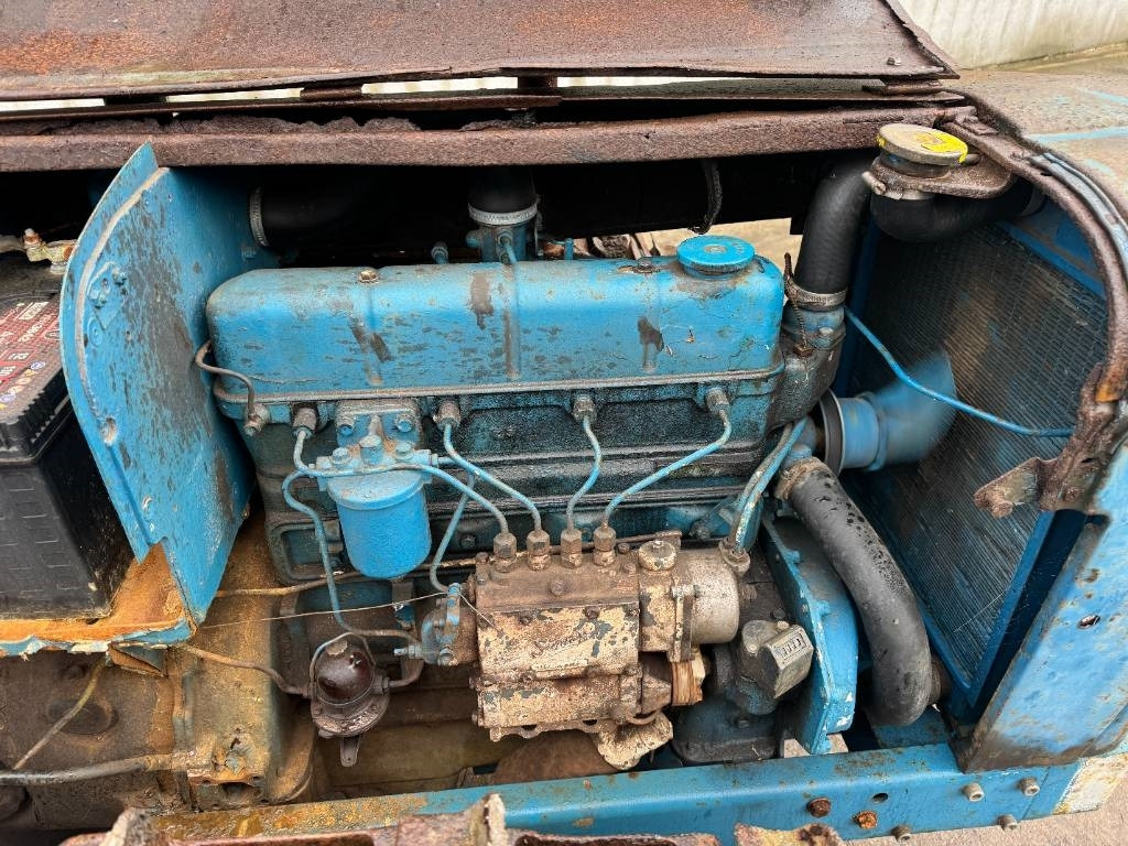 Fordson Major Crawler - Traktor: bilde 4 Fordson Major Crawler - Traktor: bilde 4