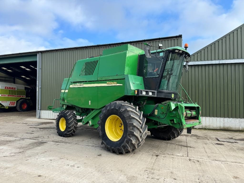 John Deere 1550 WTS - Skurtresker: bilde 2 John Deere 1550 WTS - Skurtresker: bilde 2