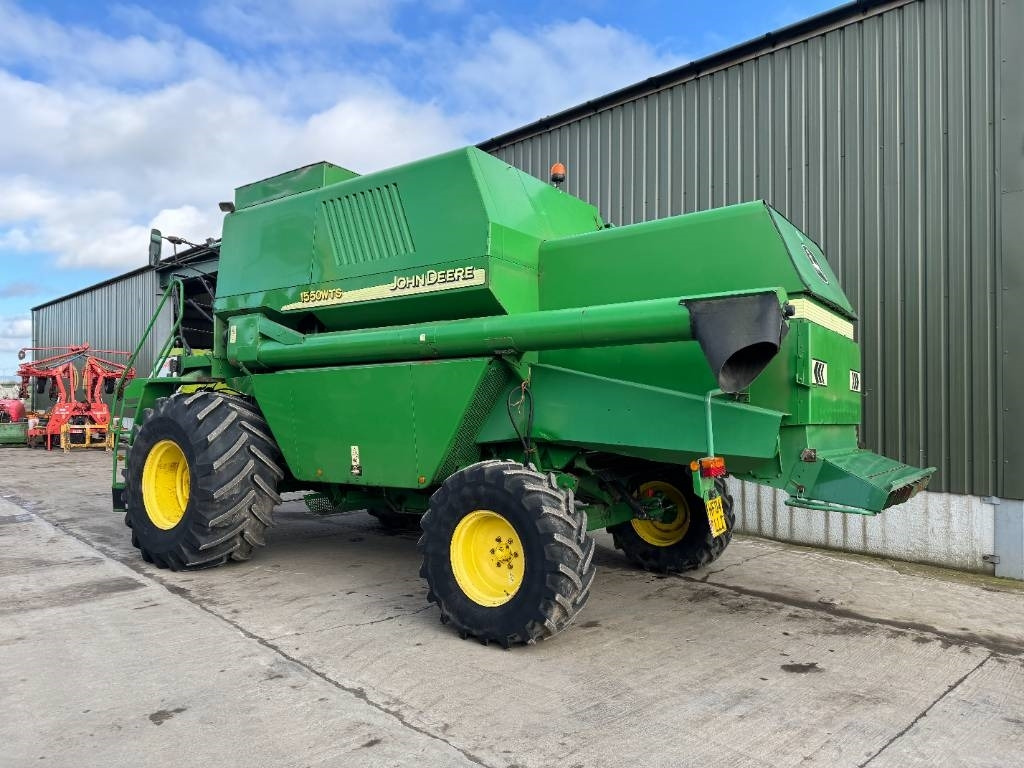 John Deere 1550 WTS - Skurtresker: bilde 4 John Deere 1550 WTS - Skurtresker: bilde 4