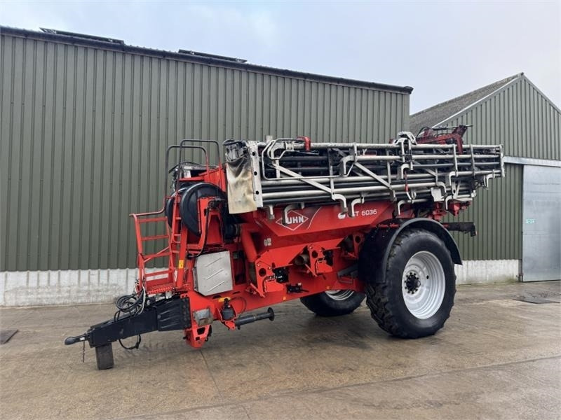 Kuhn AGT 6036 Boom Fert Spreader - Gjødselspreder: bilde 1 Kuhn AGT 6036 Boom Fert Spreader - Gjødselspreder: bilde 1