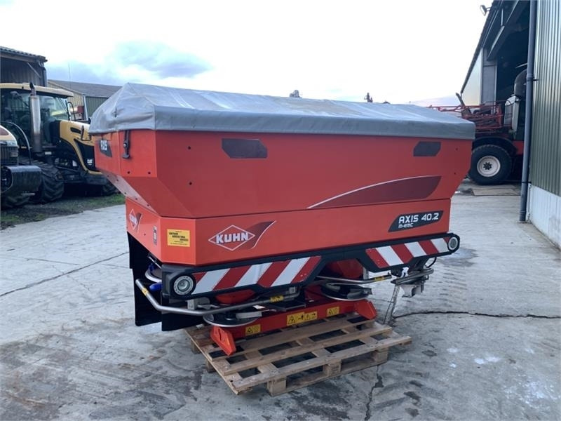 Kuhn Axis 40.2 M-EMC Fert Spreader - Gjødselspreder: bilde 3 Kuhn Axis 40.2 M-EMC Fert Spreader - Gjødselspreder: bilde 3