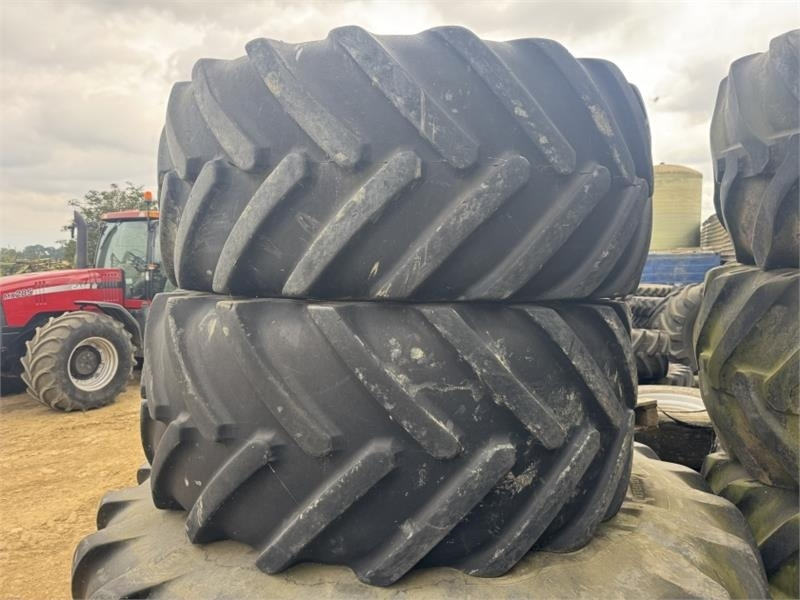 John Deere 8000 R Series 600 and 710 Wheels and Tyre's - Landbruksteknikk: bilde 4 John Deere 8000 R Series 600 and 710 Wheels and Tyre's - Landbruksteknikk: bilde 4