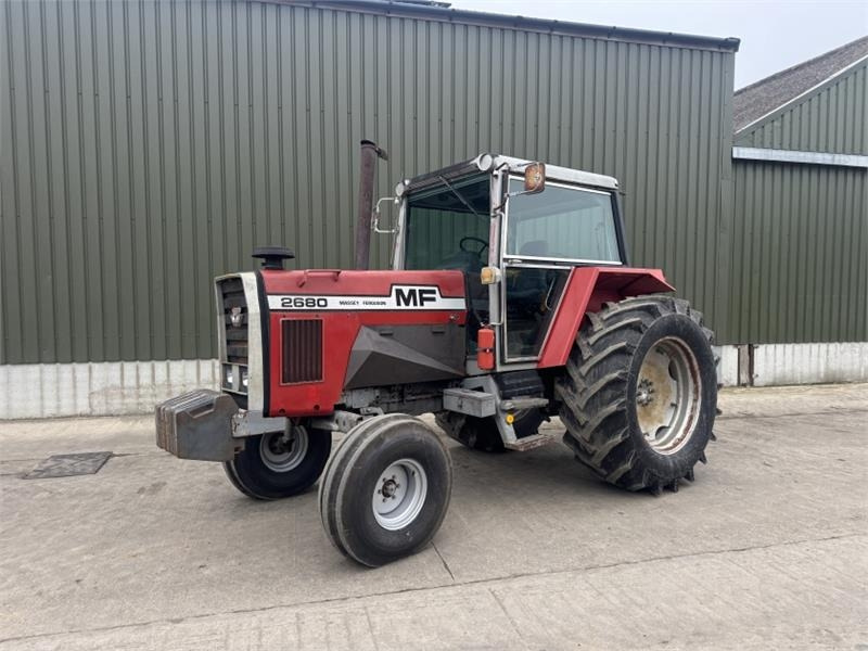 Massey Ferguson 2680 2WD **Low Hours** - Traktor: bilde 1 Massey Ferguson 2680 2WD **Low Hours** - Traktor: bilde 1