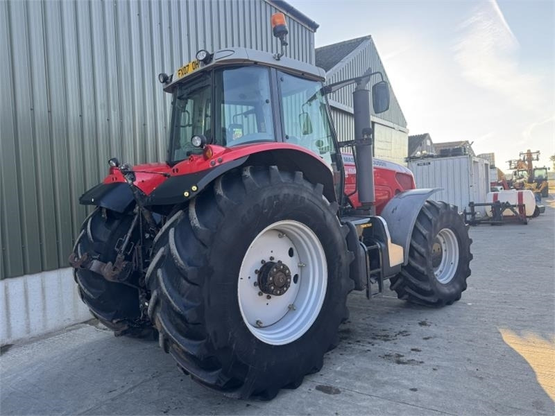 Massey Ferguson 8480 Dyna-VT - Traktor: bilde 2 Massey Ferguson 8480 Dyna-VT - Traktor: bilde 2