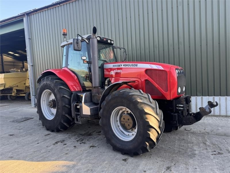 Massey Ferguson 8480 Dyna-VT - Traktor: bilde 1 Massey Ferguson 8480 Dyna-VT - Traktor: bilde 1