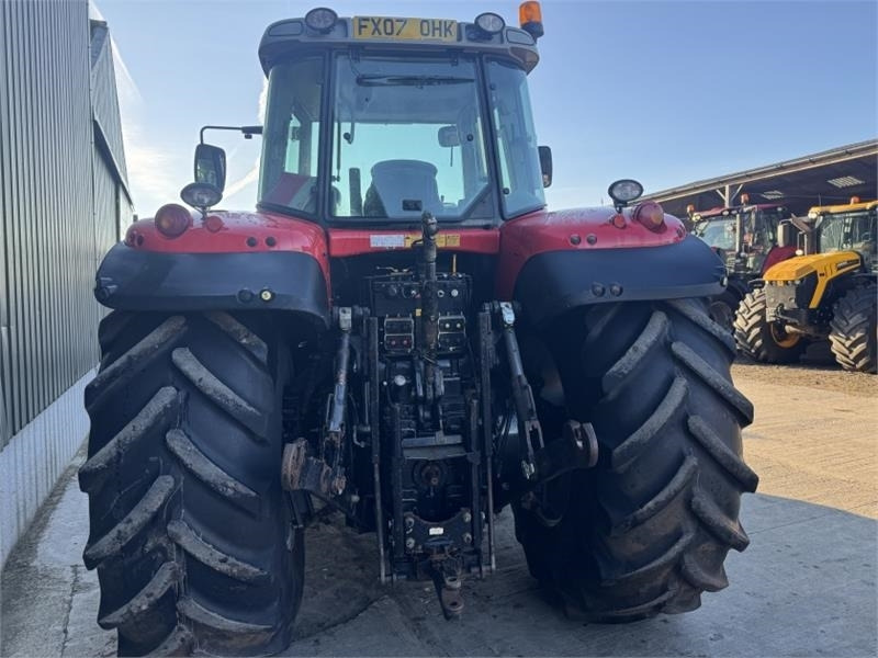 Massey Ferguson 8480 Dyna-VT - Traktor: bilde 5 Massey Ferguson 8480 Dyna-VT - Traktor: bilde 5