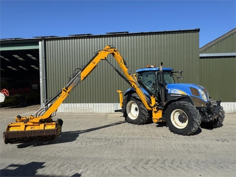 New Holland New Holland T6080 c/w Herder Cavalier Mid Mount He - Armklipper: bilde 5 New Holland New Holland T6080 c/w Herder Cavalier Mid Mount He - Armklipper: bilde 5