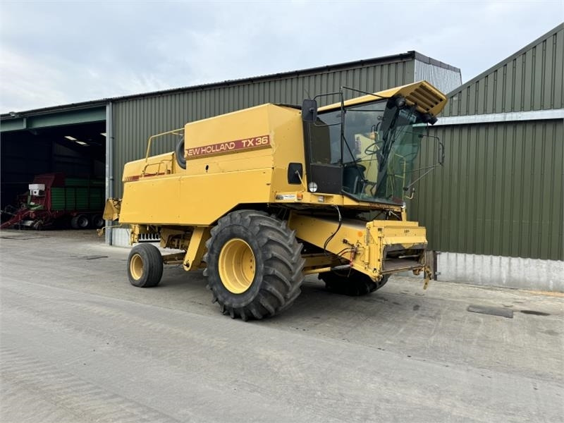 New Holland TX 36 - Innhøstingsutstyr: bilde 1 New Holland TX 36 - Innhøstingsutstyr: bilde 1