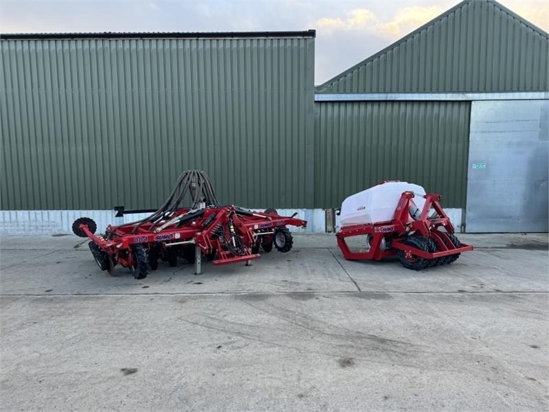 Sumo DD4 Seed Drill c/w Front Tank - Kombisåmaskin: bilde 1 Sumo DD4 Seed Drill c/w Front Tank - Kombisåmaskin: bilde 1