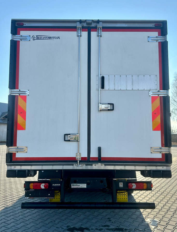 IVECO EUROCARGO 160-280 / CHŁODNIA / 6.1 M DŁUGOŚCI / 15 EUROPALET / AUTOMAT / SYPIALKA / NISKI PRZEBIEG / 16 TON DMC / CARRIER SPALINOWO - ELEKTRYCZNY / 2018 ROK - Lastebil med kjøl: bilde 3 IVECO EUROCARGO 160-280 / CHŁODNIA / 6.1 M DŁUGOŚCI / 15 EUROPALET / AUTOMAT / SYPIALKA / NISKI PRZEBIEG / 16 TON DMC / CARRIER SPALINOWO - ELEKTRYCZNY / 2018 ROK - Lastebil med kjøl: bilde 3