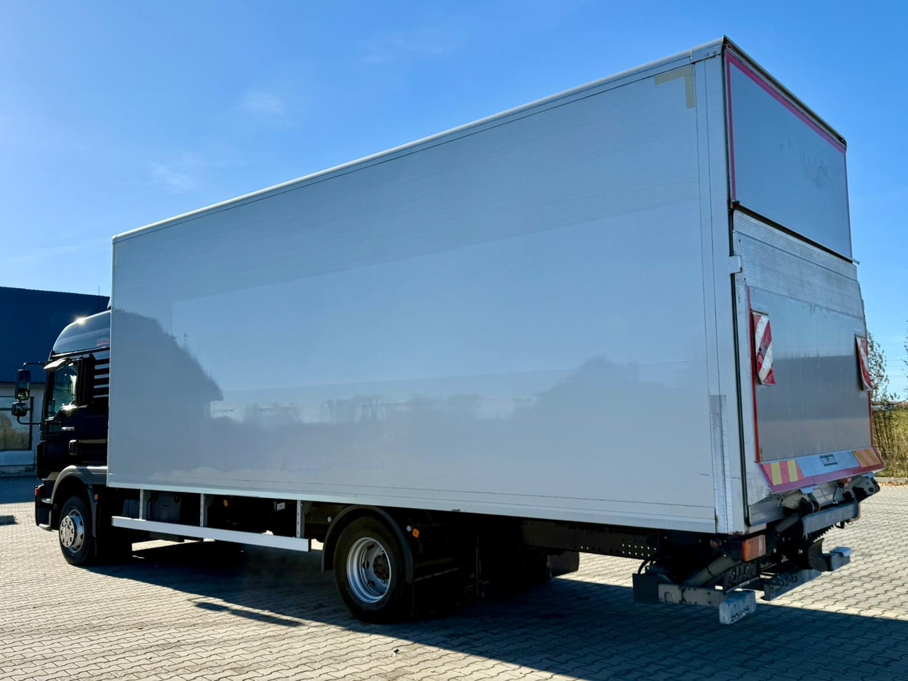 MAN TGM 12.290 / TGL / KONTENER / WINDA / 18 EUROPALET / SYPIALKA / - Skapbil: bilde 5 MAN TGM 12.290 / TGL / KONTENER / WINDA / 18 EUROPALET / SYPIALKA / - Skapbil: bilde 5