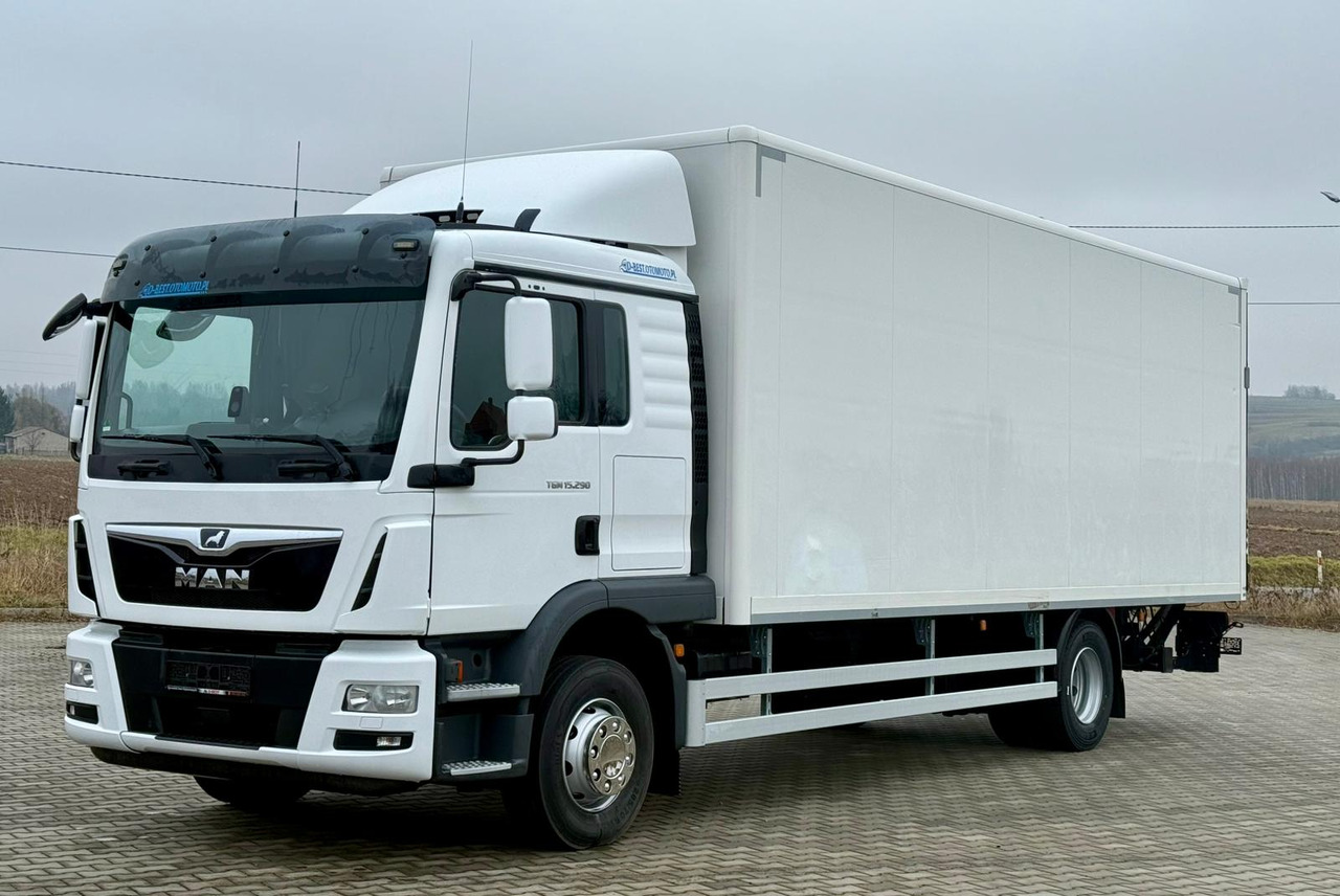 MAN TGM 15.290 / IZOTERMA / WINDA / 18 PALET / AUTOMAT / SYPIALKA / - Isotermisk lastebil: bilde 2 MAN TGM 15.290 / IZOTERMA / WINDA / 18 PALET / AUTOMAT / SYPIALKA / - Isotermisk lastebil: bilde 2