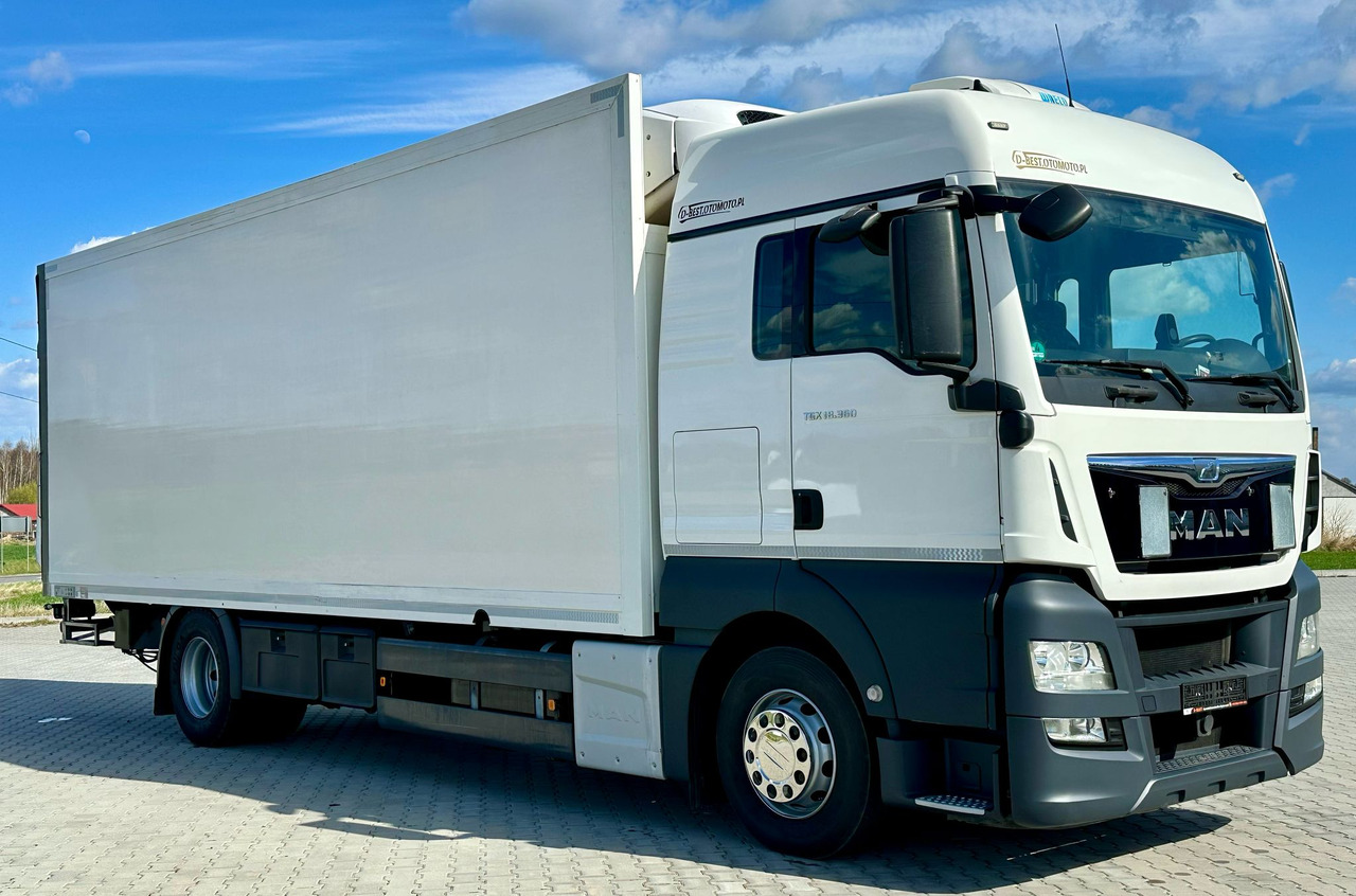 MAN TGX 18.360 / CHŁODNIA / WINDA / AUTOMAT / 19 EUROPALET / THERMO KING / SYPIALKA / SPROWADZONY - Lastebil med kjøl: bilde 1 MAN TGX 18.360 / CHŁODNIA / WINDA / AUTOMAT / 19 EUROPALET / THERMO KING / SYPIALKA / SPROWADZONY - Lastebil med kjøl: bilde 1