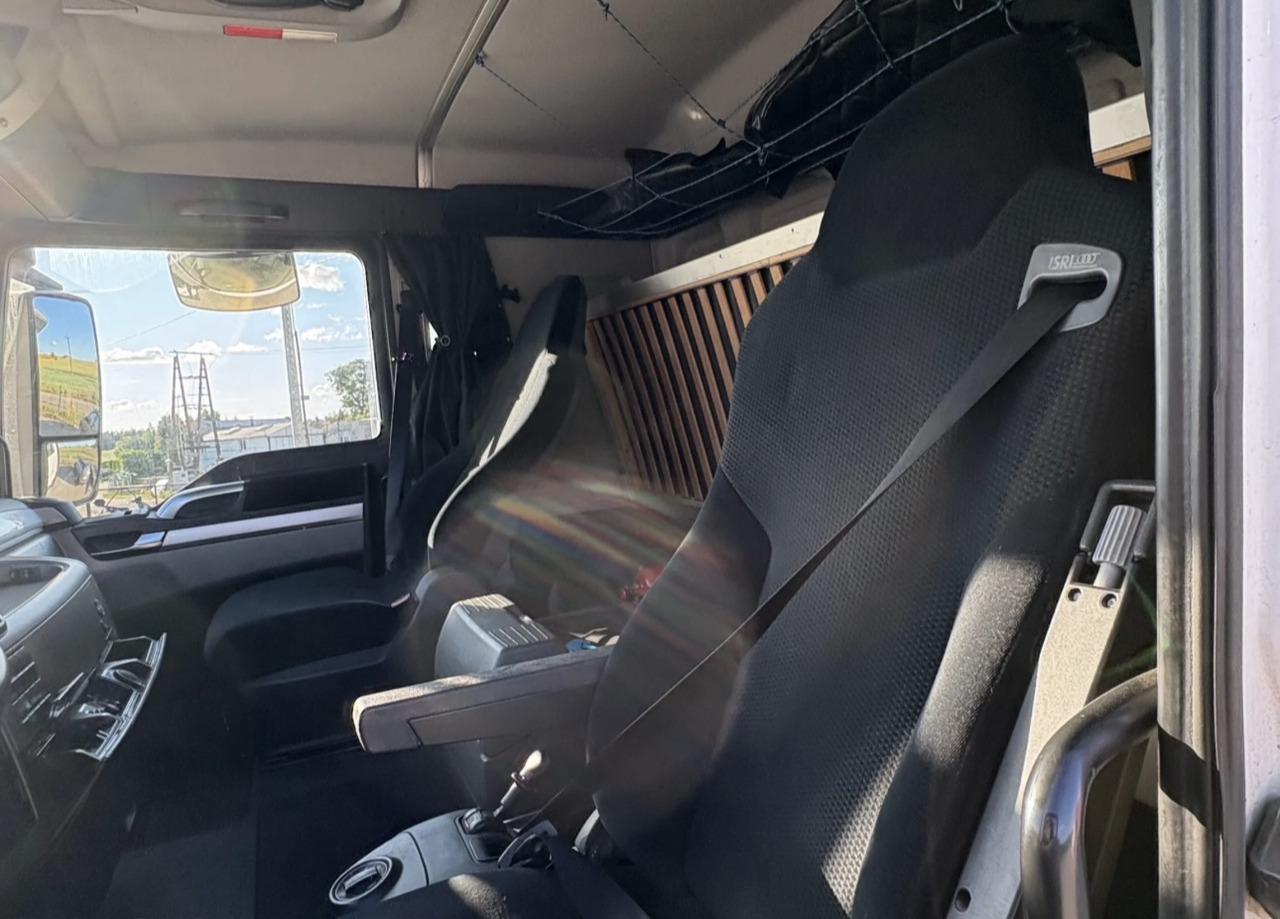 MAN TGX 18.400 / PLATFORMA / 630 TYŚ KM / 2015 ROK / SYPIALKA - Planbil: bilde 5 MAN TGX 18.400 / PLATFORMA / 630 TYŚ KM / 2015 ROK / SYPIALKA - Planbil: bilde 5