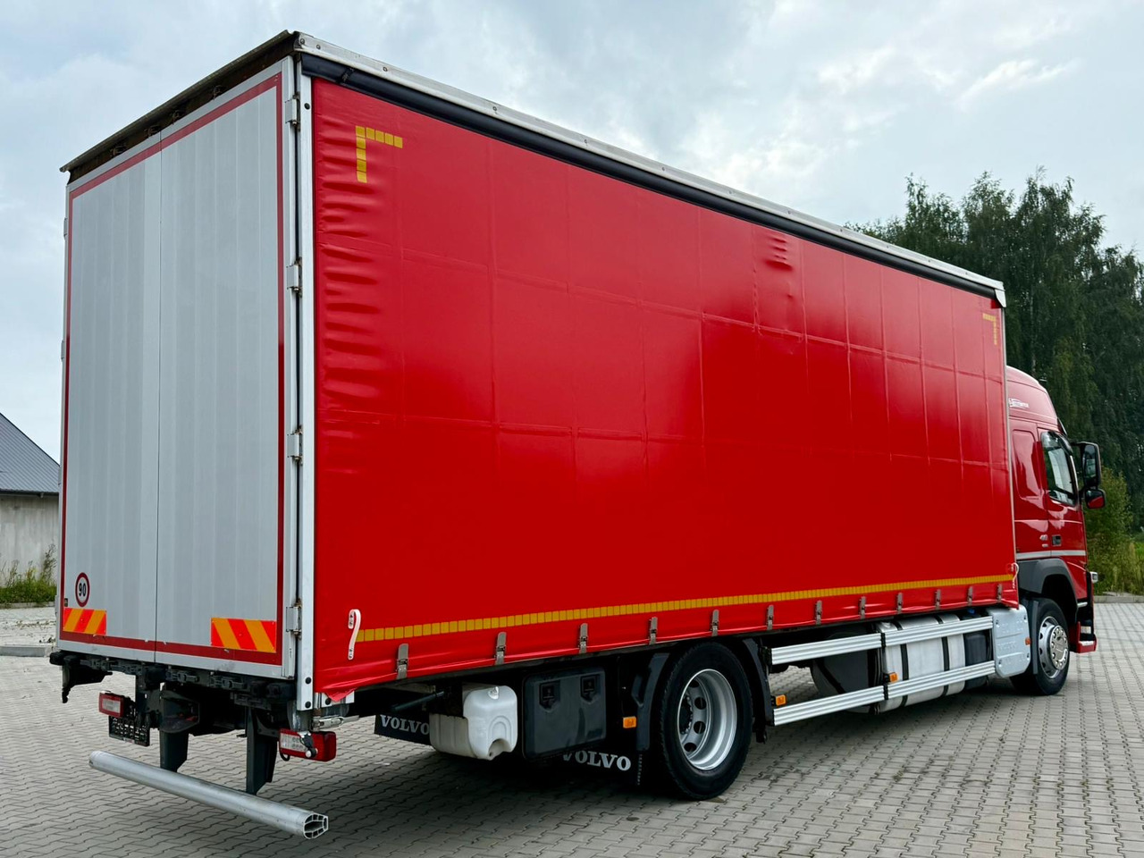 VOLVO FM 410 / FIRANKA / 18 EUROPALET / AUTOMAT / SYPIALKA / SPROWADZONE / 2017 ROK - Kapellbil: bilde 4 VOLVO FM 410 / FIRANKA / 18 EUROPALET / AUTOMAT / SYPIALKA / SPROWADZONE / 2017 ROK - Kapellbil: bilde 4