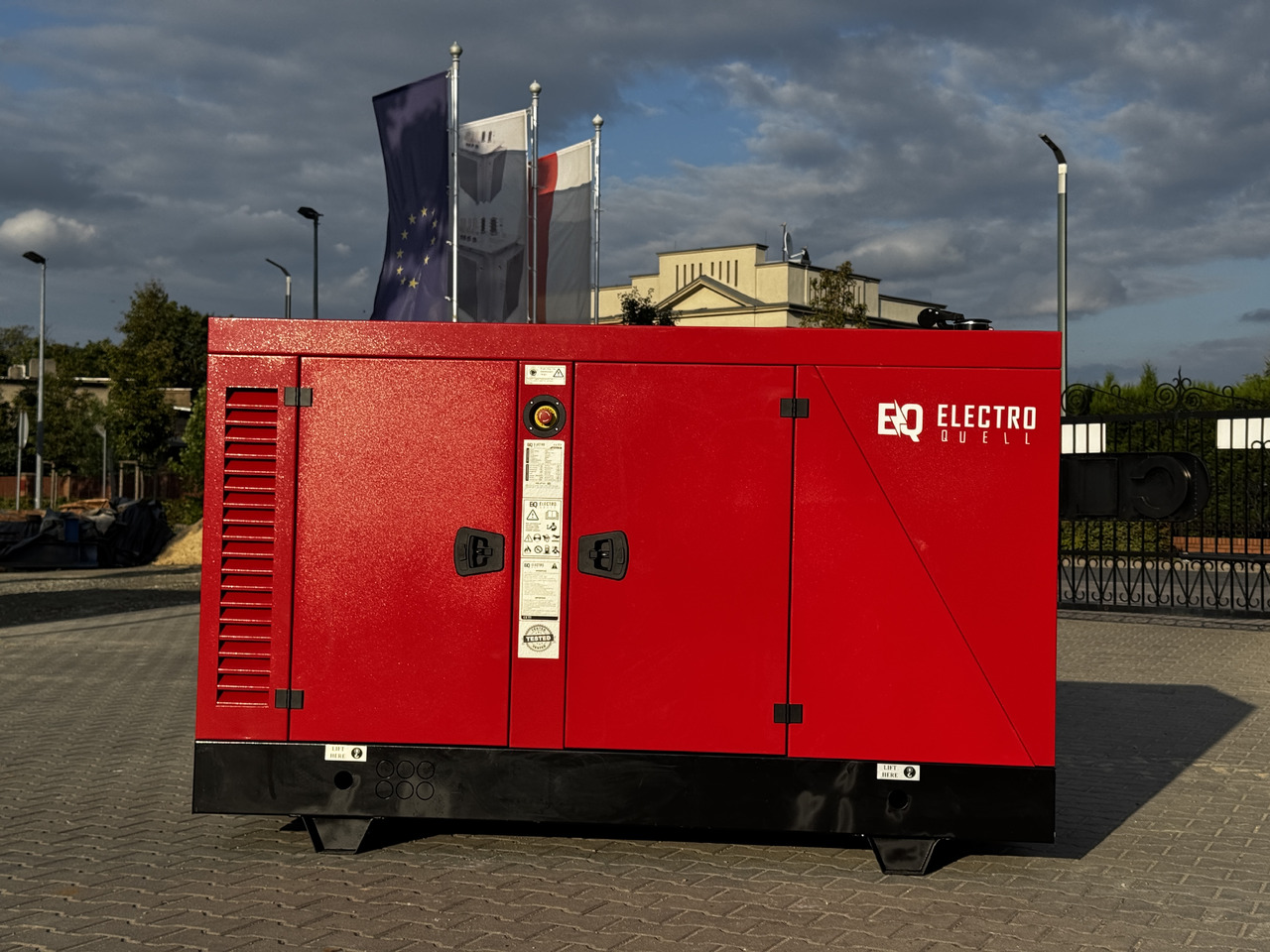 IVECO 45 kVA / 36 kW - Elektrisk generator: bilde 1 IVECO 45 kVA / 36 kW - Elektrisk generator: bilde 1