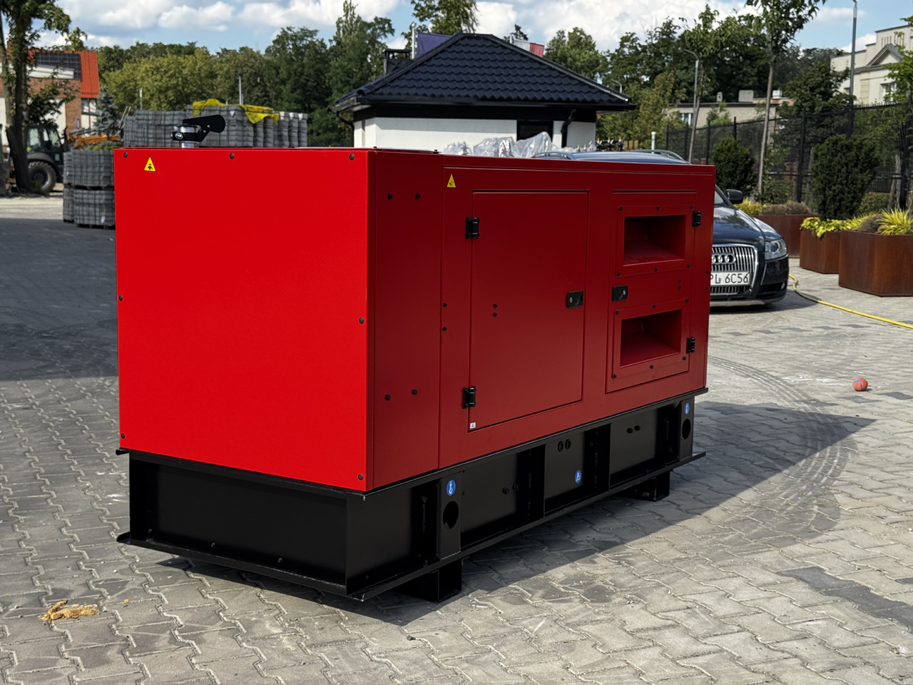 IVECO 80 kVA / 65 kW - Elektrisk generator: bilde 5 IVECO 80 kVA / 65 kW - Elektrisk generator: bilde 5